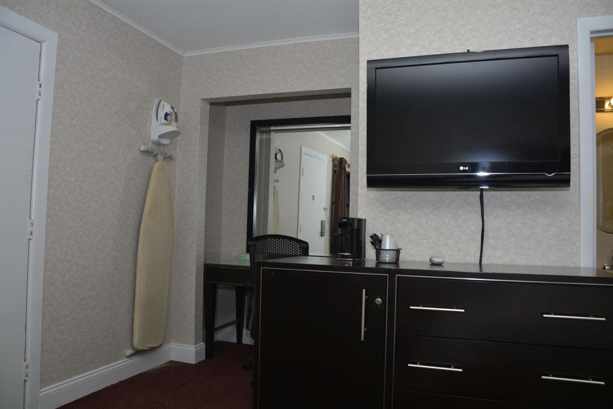 Atlantic Inn And Suites - Wall Township Экстерьер фото